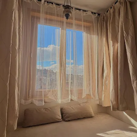 Daire Taksim Square1 Bedroom 06